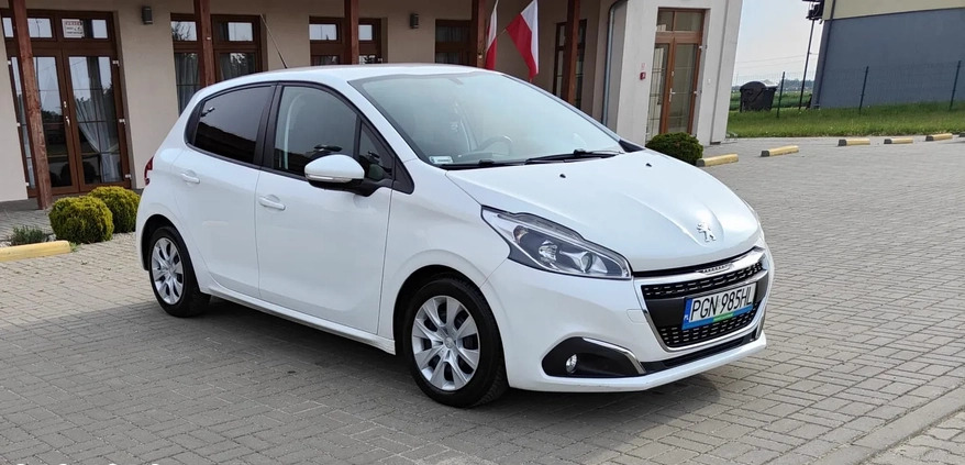 Peugeot 208 cena 28900 przebieg: 92912, rok produkcji 2015 z Gniezno małe 254